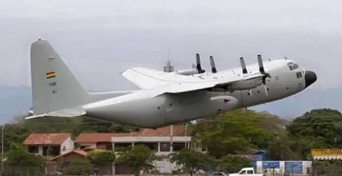 Incendios: Dos aviones hércules se sumarán este jueves a las tareas de mitigación